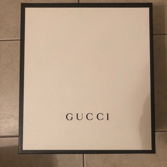 GUcci Flashtrek SEGA high top shearling boot. - Picture 8 of 8